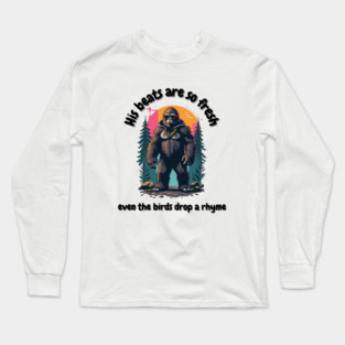 Shadowy Bigfoot: Urban Legend forest beats Long Sleeve T-Shirt