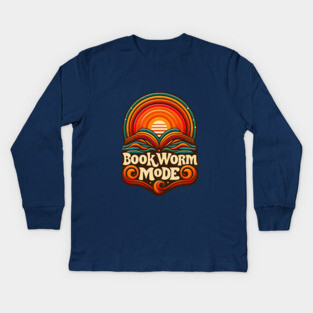 Bookworm Retro Sunset – Open Book Aesthetic Kids Long Sleeve T-Shirt