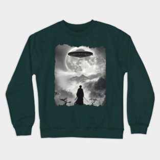 Samurai Watching UFO Arrive, Vintage Japanese Ukiyo-e design Crewneck Sweatshirt