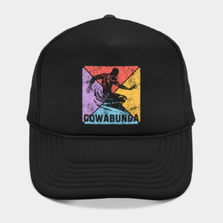 Cowabunga Surfing Vintage Pop Art – 80s Beach Vibes Hat