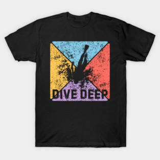 Dive Deep Retro Scuba Pop Art – Grunge Ocean Aesthetic T-Shirt