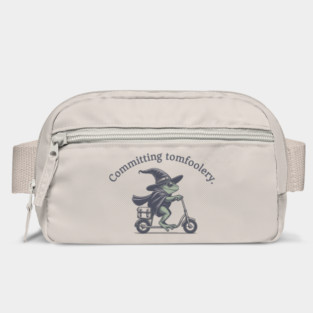 Committing tomfoolery Frog Bag