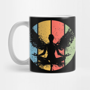Meditating Angel Grunge Pop Art – Vintage Spiritual Aesthetic Tee Mug