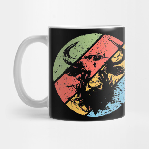 Distressed Retro Bull Pop Art – Vintage Grunge Animal Silhouette Tee by TuncGK