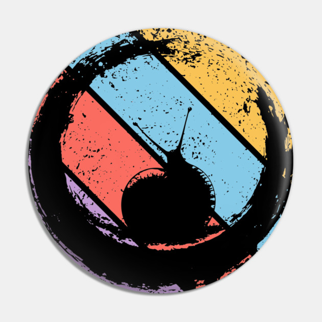 Retro Grunge Snail Pop Art – Minimalist Distressed Nature Tee Pin by TuncGK