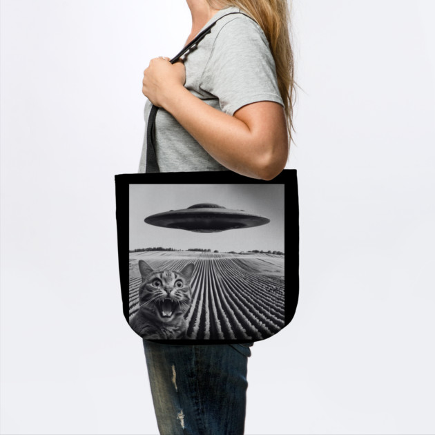 Cat Taking A Selfie With The UFO by Creatifly Graphic Tees