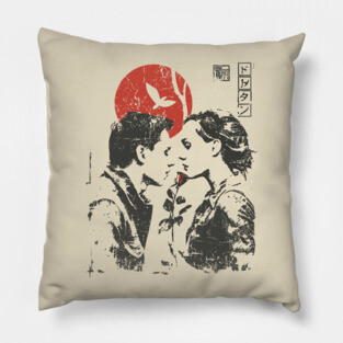 Lovers Under the Red Sun - Japanese Romance Design Pillow