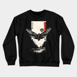 Moth Under Full Moon - Japanese Dark Aesthetic Crewneck Sweatshirt
