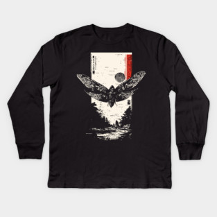 Moth Under Full Moon - Japanese Dark Aesthetic Kids Long Sleeve T-Shirt