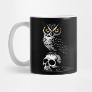 Eerie Owl with Skull in Black and White Gothic Style Mug