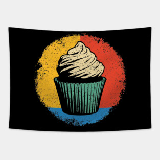 Retro Cupcake Delight – Vintage Dessert Aesthetic Art Tapestry