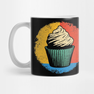 Retro Cupcake Delight – Vintage Dessert Aesthetic Art Mug