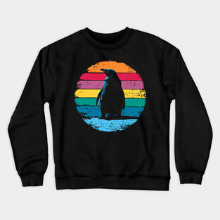 Retro Penguin Portrait – Vintage Arctic Bird Graphic Crewneck Sweatshirt