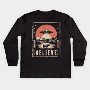 Believe in UFOs – Retro Alien Sightings Kids Long Sleeve T-Shirt