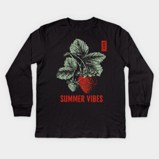 Summer Vibes - Vintage Strawberry Season Art Kids Long Sleeve T-Shirt