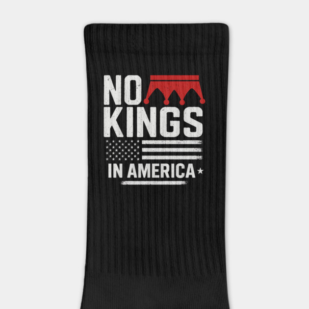 No Kings In America Since 1776 | Patriotic Anti-Monarchy Statement by ArtistTee ⭐⭐⭐⭐⭐