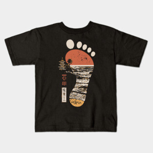 Japanese Footprint Journey - Vintage Coastal Pagoda Art Kids T-Shirt