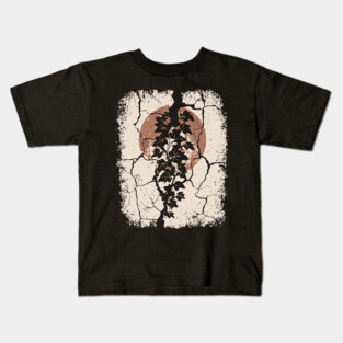Japanese Ivy on Cracked Wall - Vintage Wabi Sabi Art Kids T-Shirt