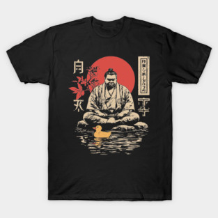 Sumo Wrestler & Rubber Duck - Funny Japanese Bath Time Art T-Shirt