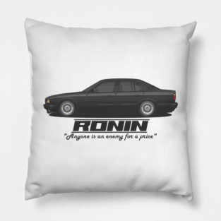 Ronin car chase Pillow