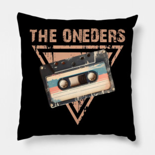 The oneders t-shirt Pillow