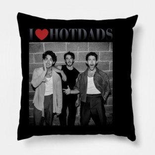 I Love Hot Dads, In My Jonas Brothers Pillow