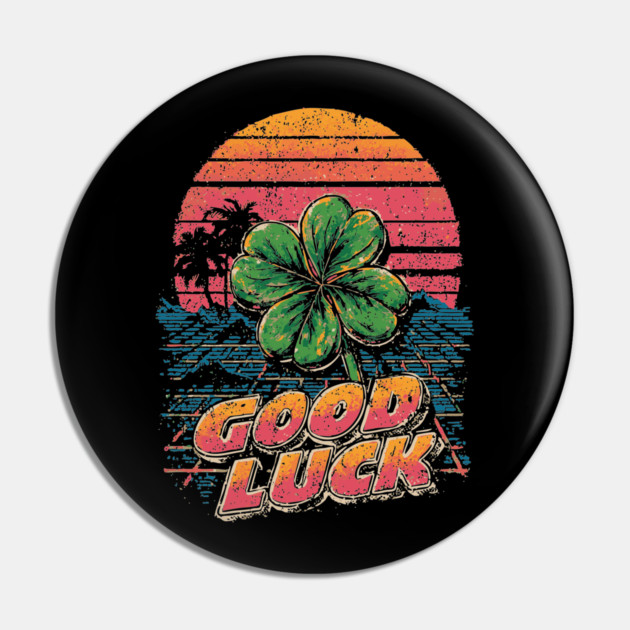 Four Leaf Clover with Sunset Gradient Pin by TuncGK