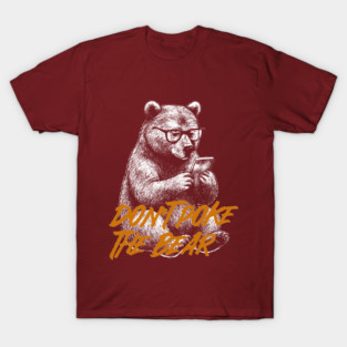 Classic Grizzly Bear with Glasses on Phone Vintage Illustration T-Shirt