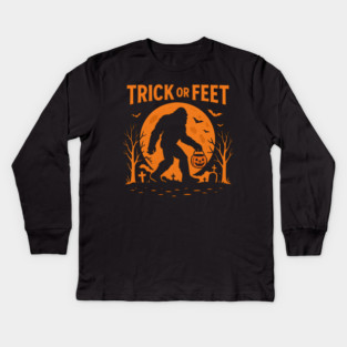 Trick or Feet Bigfoot Halloween Costume Pun Graphic Kids Long Sleeve T-Shirt