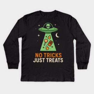 No Tricks Just Treats Alien UFO Halloween Artwork Kids Long Sleeve T-Shirt