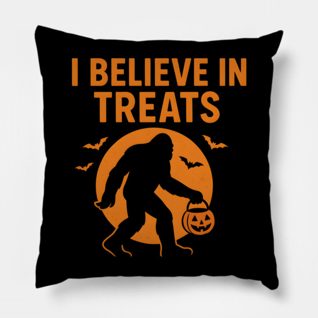 I Believe in Treats Funny Bigfoot Halloween Artwork Pillow by MakerMind8.2