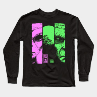 Alien vs Zombie - Retro Sci-Fi Horror Split Portrait Long Sleeve T-Shirt