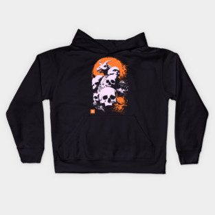 Pile of Skulls - Retro Dark Fantasy & Gothic Art Kids Hoodie