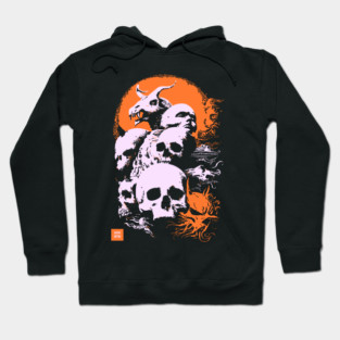 Pile of Skulls - Retro Dark Fantasy & Gothic Art Hoodie