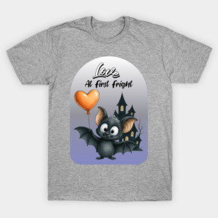 Love at First Fright Bat – Cute Halloween Balloon Design T-Shirt