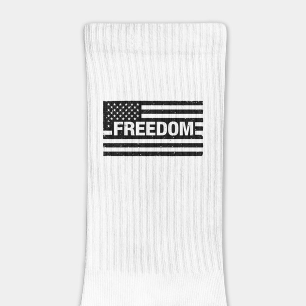 Freedom American Flag Vintage Distressed USA Patriotic by ArtistTee ⭐⭐⭐⭐⭐