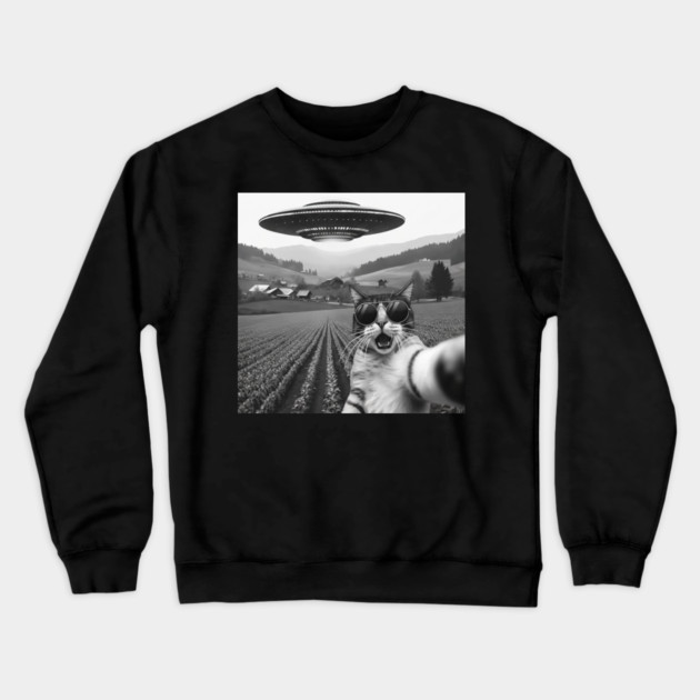 Cat Alien UFO Selfie - Funny Retro Pet Meme Novelty Crewneck Sweatshirt by OUTFITPAW