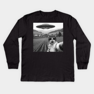 Cat Alien UFO Selfie - Funny Retro Pet Meme Novelty Kids Long Sleeve T-Shirt