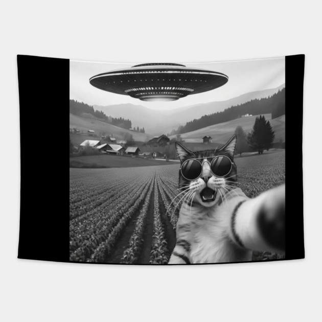 Cat Alien UFO Selfie - Funny Retro Pet Meme Novelty Tapestry by OUTFITPAW