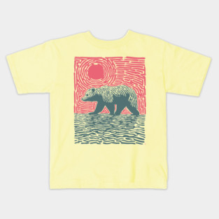 Grizzly Bear Woodblock Nature Art Kids T-Shirt