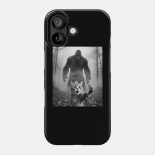 Bigfoot Selfie Cat Tee - Sasquatch Photobombing Feline Fun Phone Case