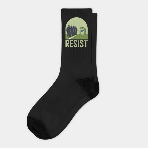 Resist Frog - Portland Protest Activist Vintage Poster Socks by ArtistTee ⭐⭐⭐⭐⭐