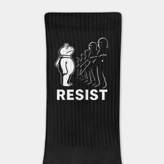 Resist-Frog-Political-Activist-portland-frog by ArtistTee ⭐⭐⭐⭐⭐