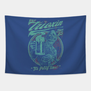 245 TRIOXIN LAGER BLUE PURPLE Tapestry