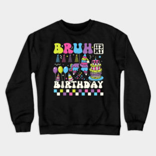 Level 7 Completed Level 8 Loading Gamer 7Th Birthday Crewneck Sweatshirt