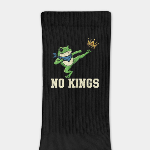 No Kings Portland Frog Protest by ArtistTee ⭐⭐⭐⭐⭐