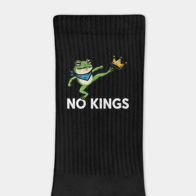 No-Kings–Funny-Frog-Protest-Portland-Activist by ArtistTee ⭐⭐⭐⭐⭐