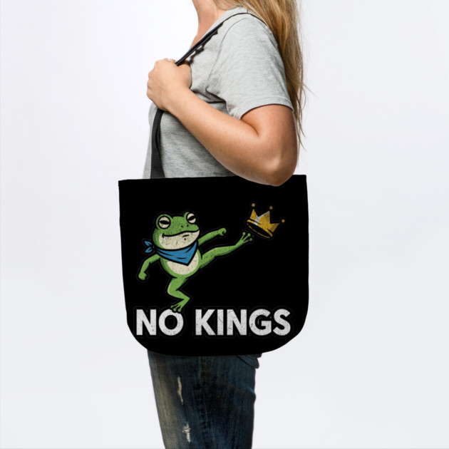 No-Kings–Funny-Frog-Protest-Portland-Activist by ArtistTee ⭐⭐⭐⭐⭐