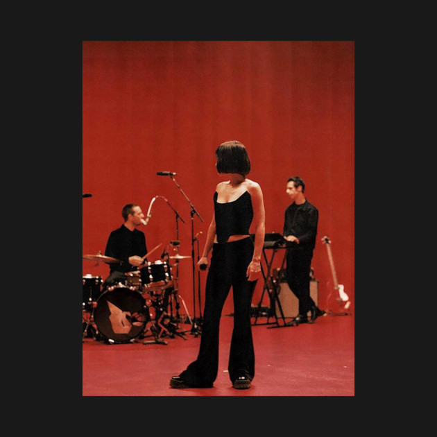 T-Shirt Uni The Marías - Groupe De Musique - Coupe Régulière - Noir - Fabriqué Aux États-Unis