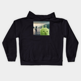 Alien Cat Viral Meme Selfie with Loch Ness Monster Nessie Kids Hoodie